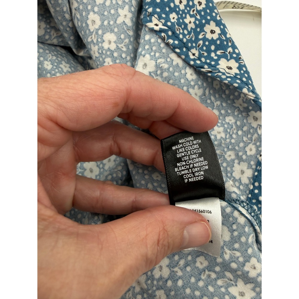 Torrid Skater Dress Size 00  Blue Ditsy Floral Sundress Fit Flare Coquette Flowy - Picture 10 of 13